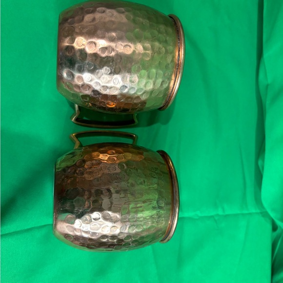 (2) Moscow mule solid copper mugs. - Picture 4 of 9